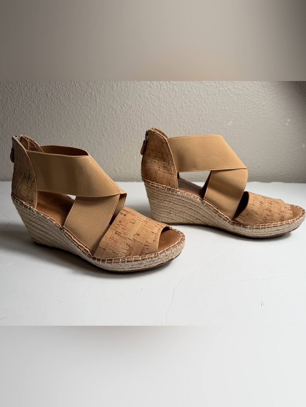Gentle Souls~By Kenneth Cole~Cork & Wide Elastic~Espadrille~Wedge~Sandal~Size 8 - Picture 3 of 12
